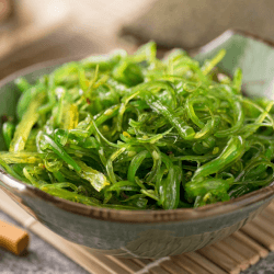 Wakame salad