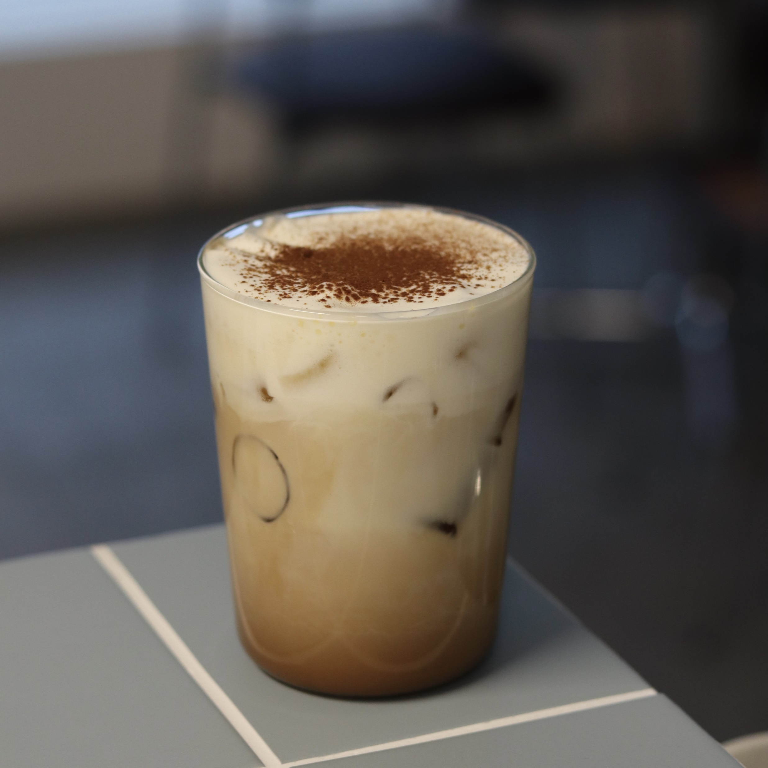 Tiramisu latte (is)