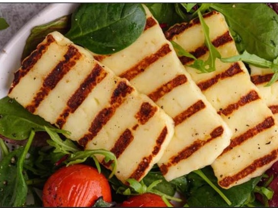 Halloumi sallad