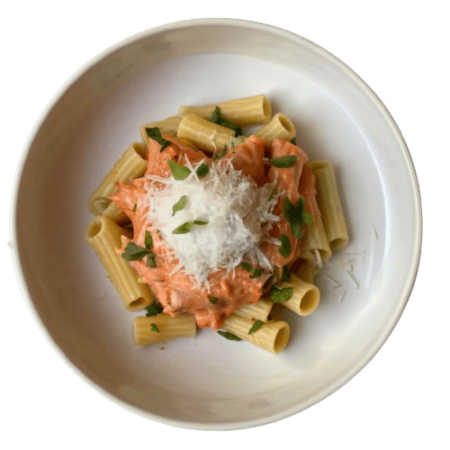 RIGATONI AL SALMONE - Lunch