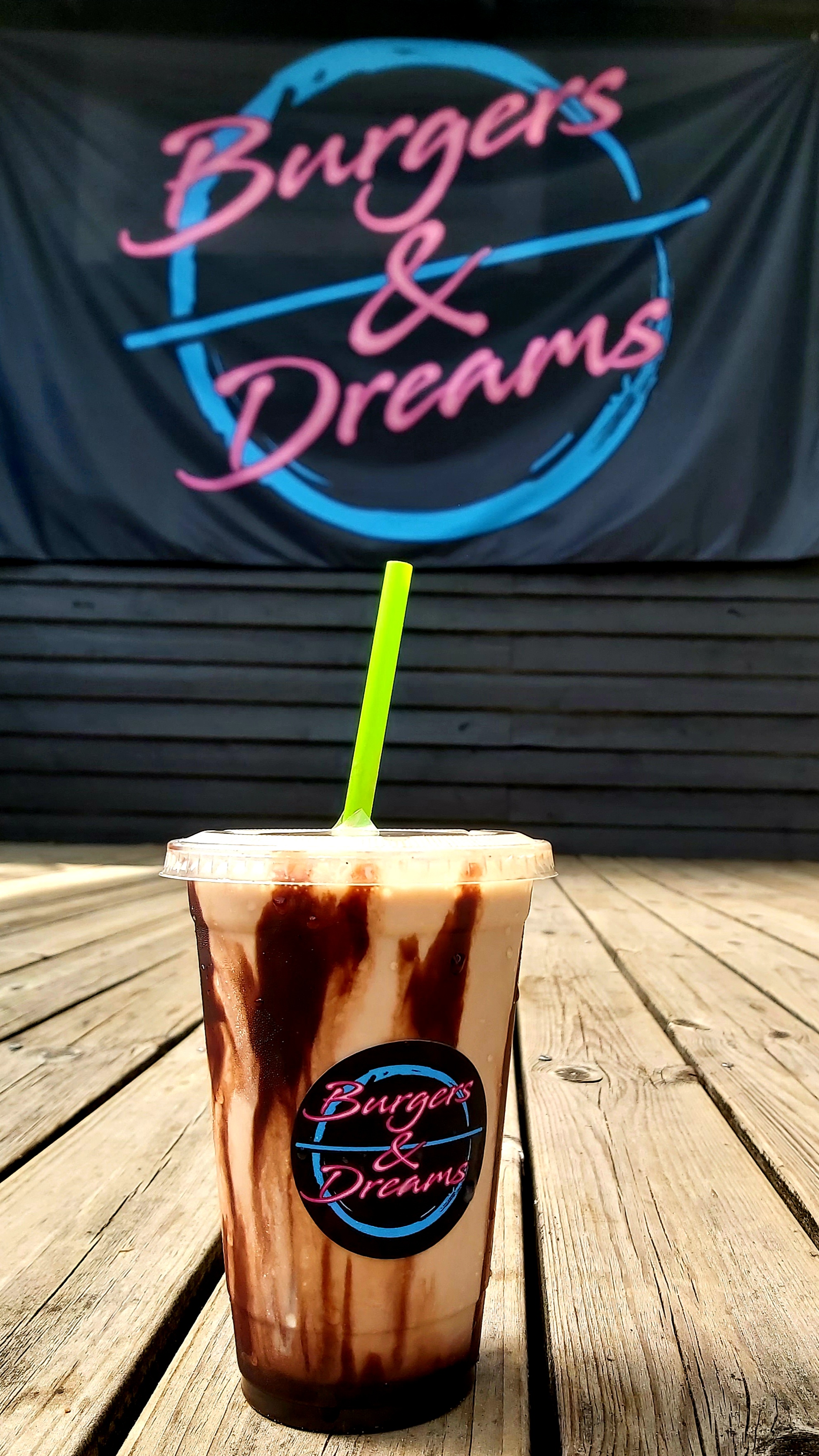 SHAKES & DREAMS