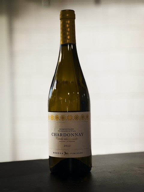 Bodega Pirineos Chardonnay